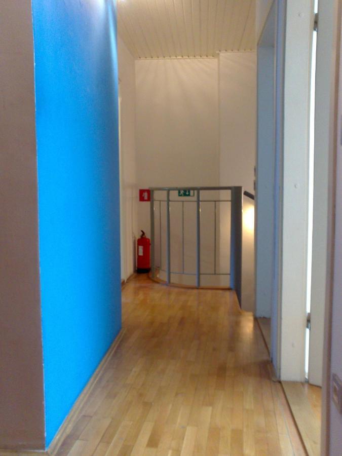 Rainbow Rooms Ljubljana Buitenkant foto